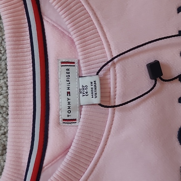 Tommy Hilfiger Kids Pink Sweatshirt NWT | 4-5Y - Picture 3 of 5